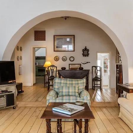 Cambanis Holiday home